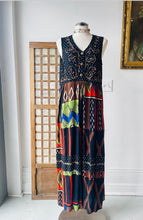 Load image into Gallery viewer, Vintage 90’s Festival Dress
