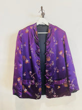 Load image into Gallery viewer, Silk Reversible Jacket M
